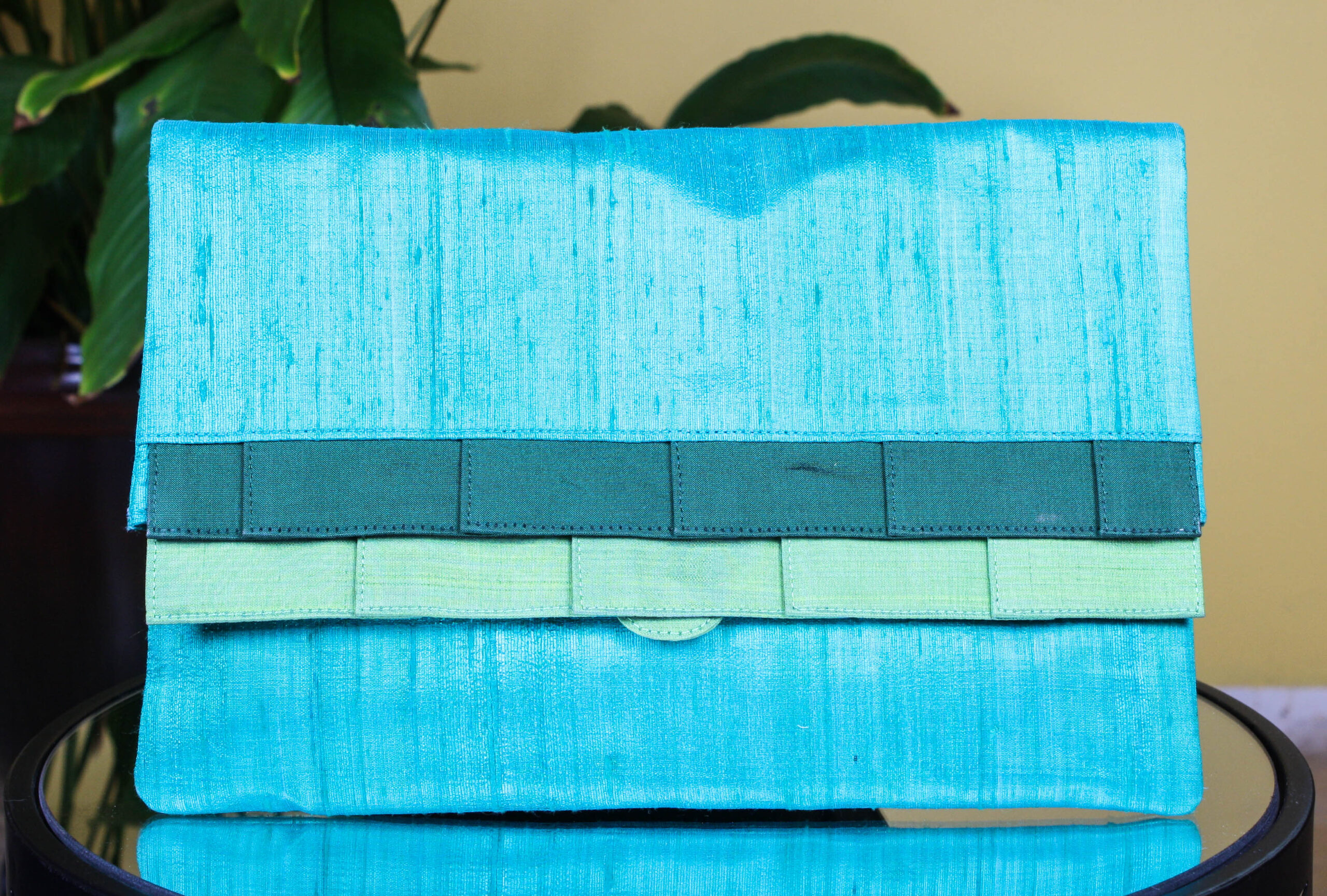 Teal Green Handmade Silk Clutch Purse - Image 6
