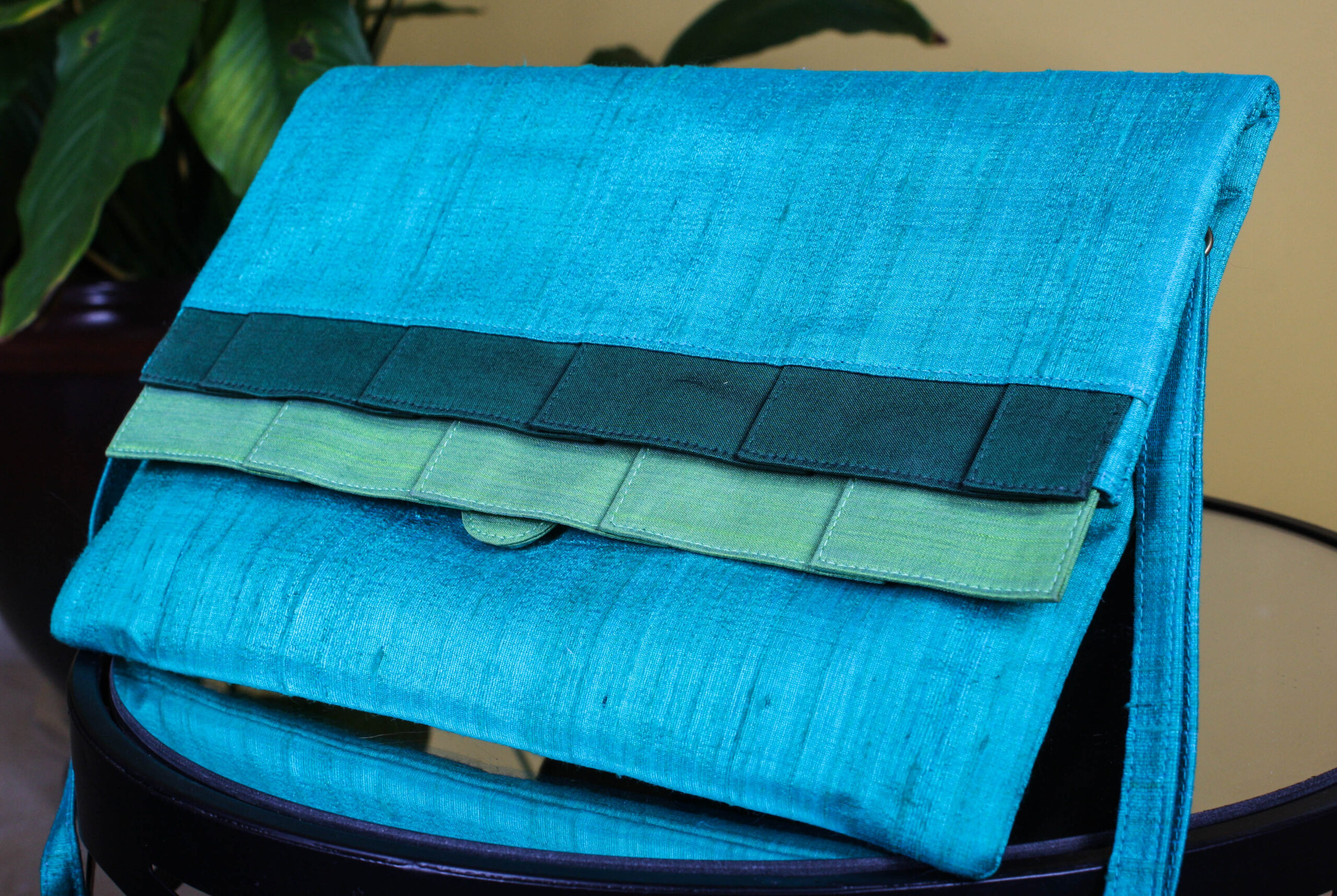Teal Green Handmade Silk Clutch Purse - Image 2