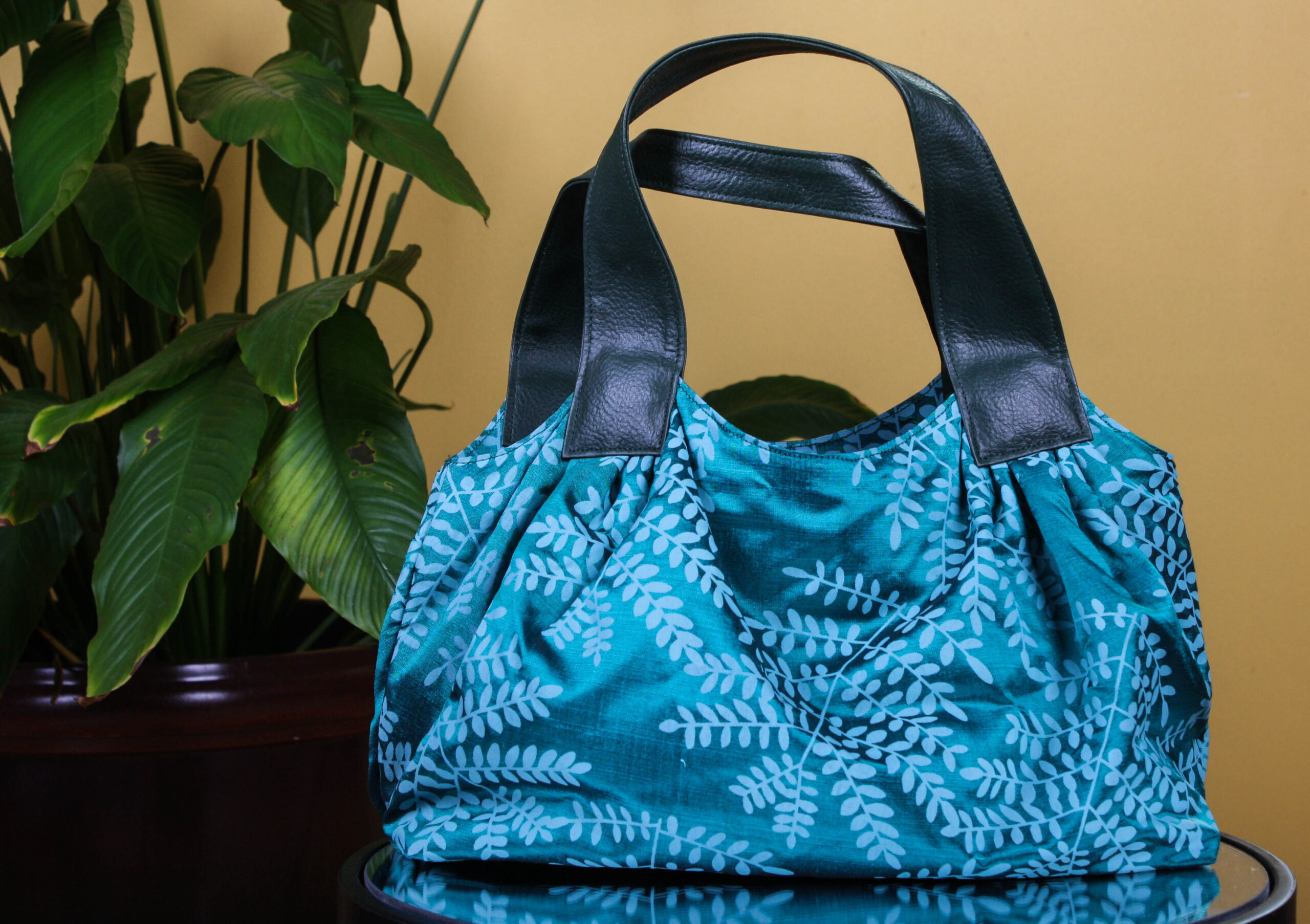 Floral Green Shimmery Silk Hobo Bag & Silk Wallet Set - Image 4