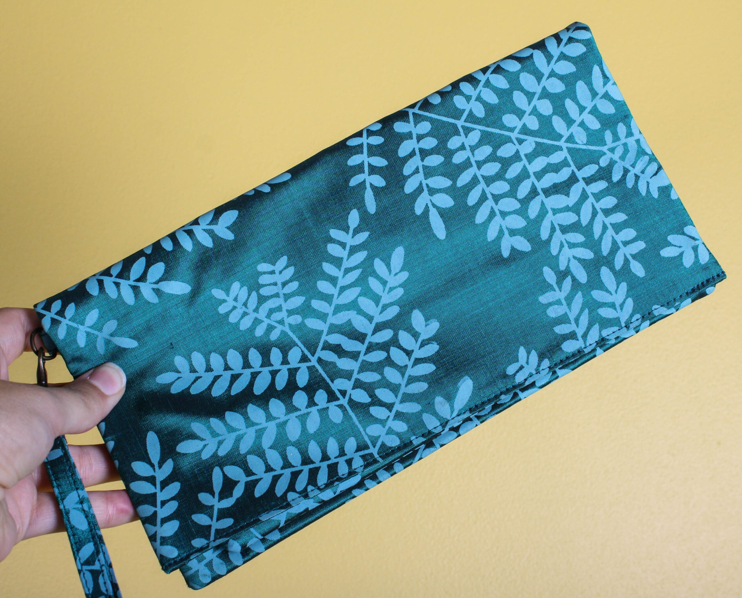 Floral Green Shimmery Silk Hobo Bag & Silk Wallet Set - Image 3